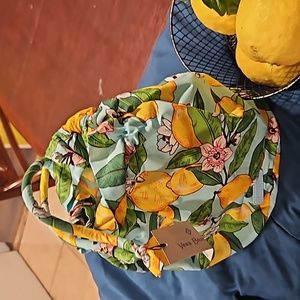 NWT Vera Bradley Ditty Bag in Lemon Grove